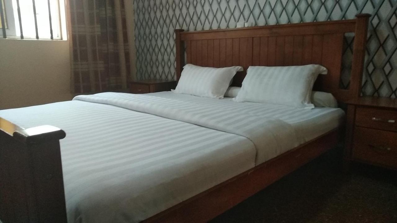 Hotel Saint-Jean Kotonu Zewnętrze zdjęcie